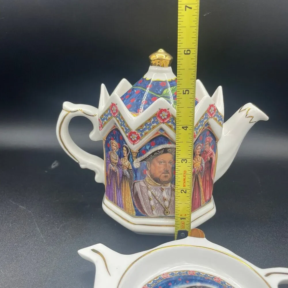 Vintage James Sadler King Henry VIII Kings & Queens Ceramic Teapot Spoon Rest